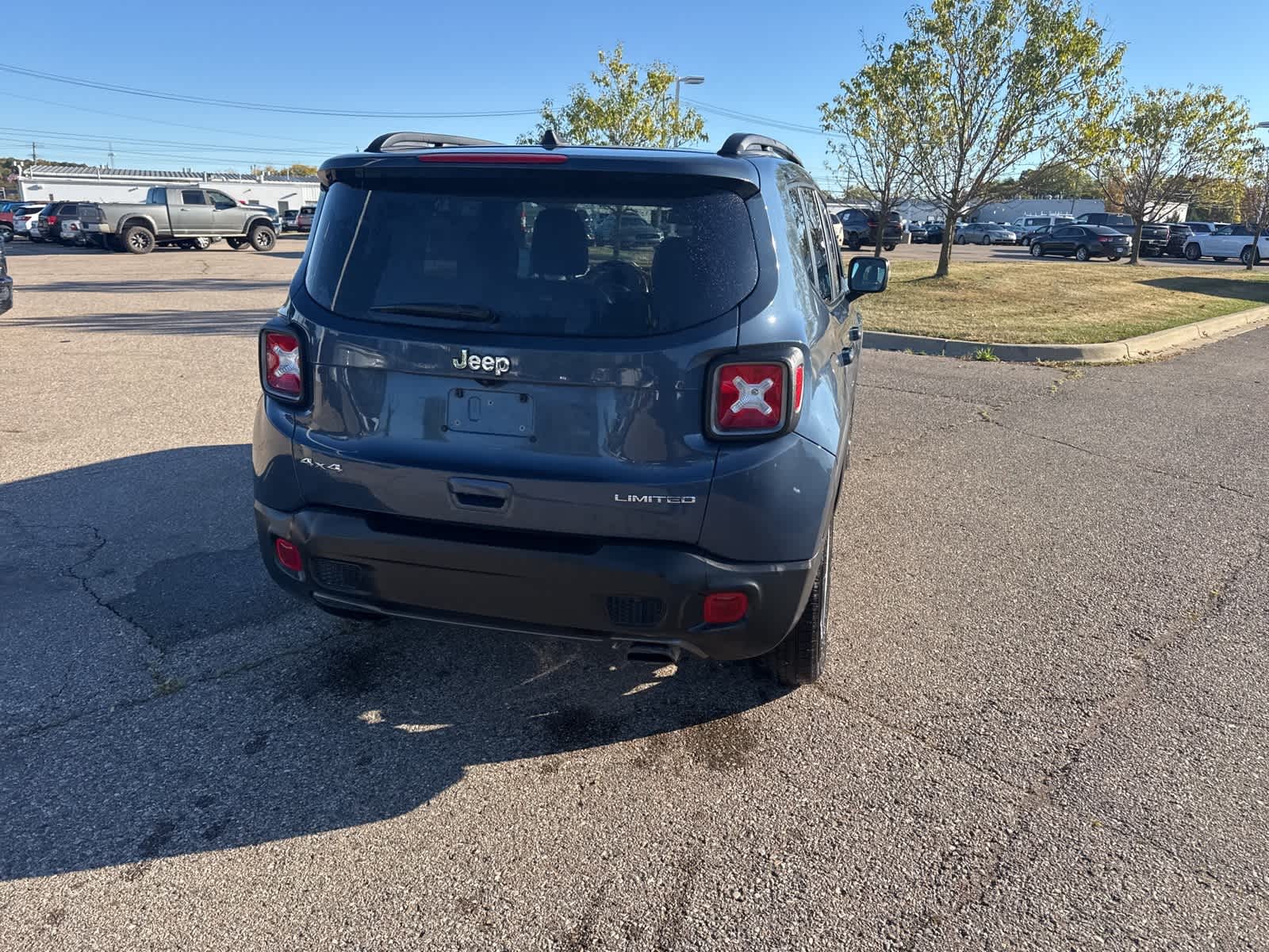 Thumbnail: 2021 Jeep Renegade - 21