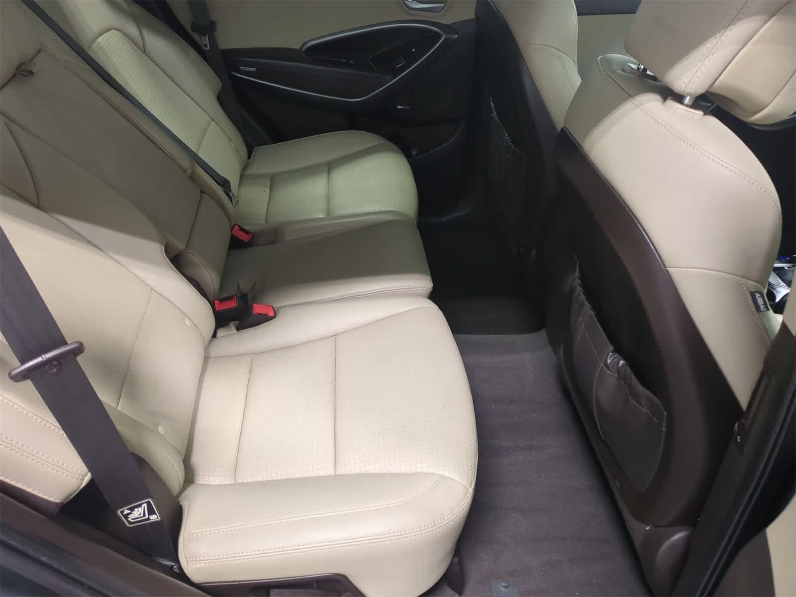 Thumbnail: 2014 Hyundai Santa Fe - 22