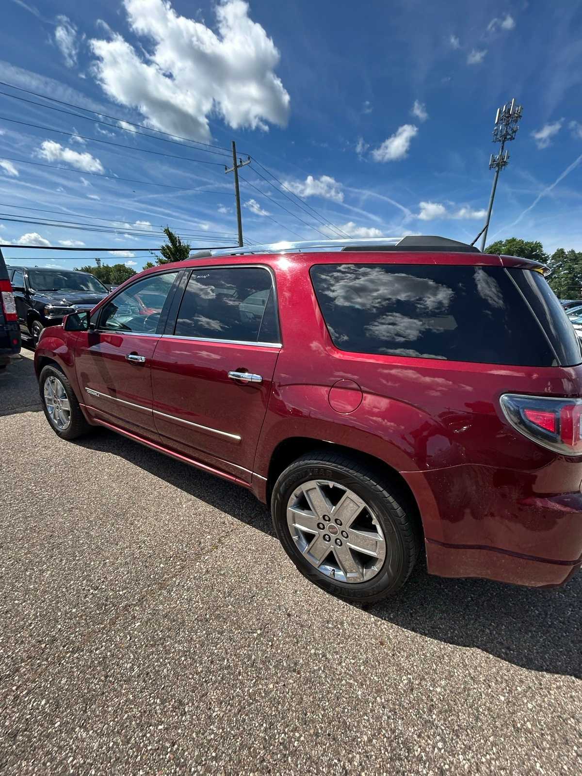 Thumbnail: 2016 GMC Acadia - 25