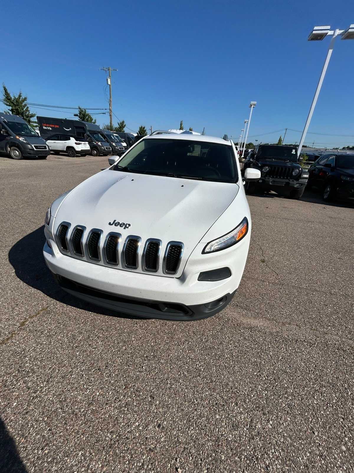Thumbnail: 2016 Jeep Cherokee - 6