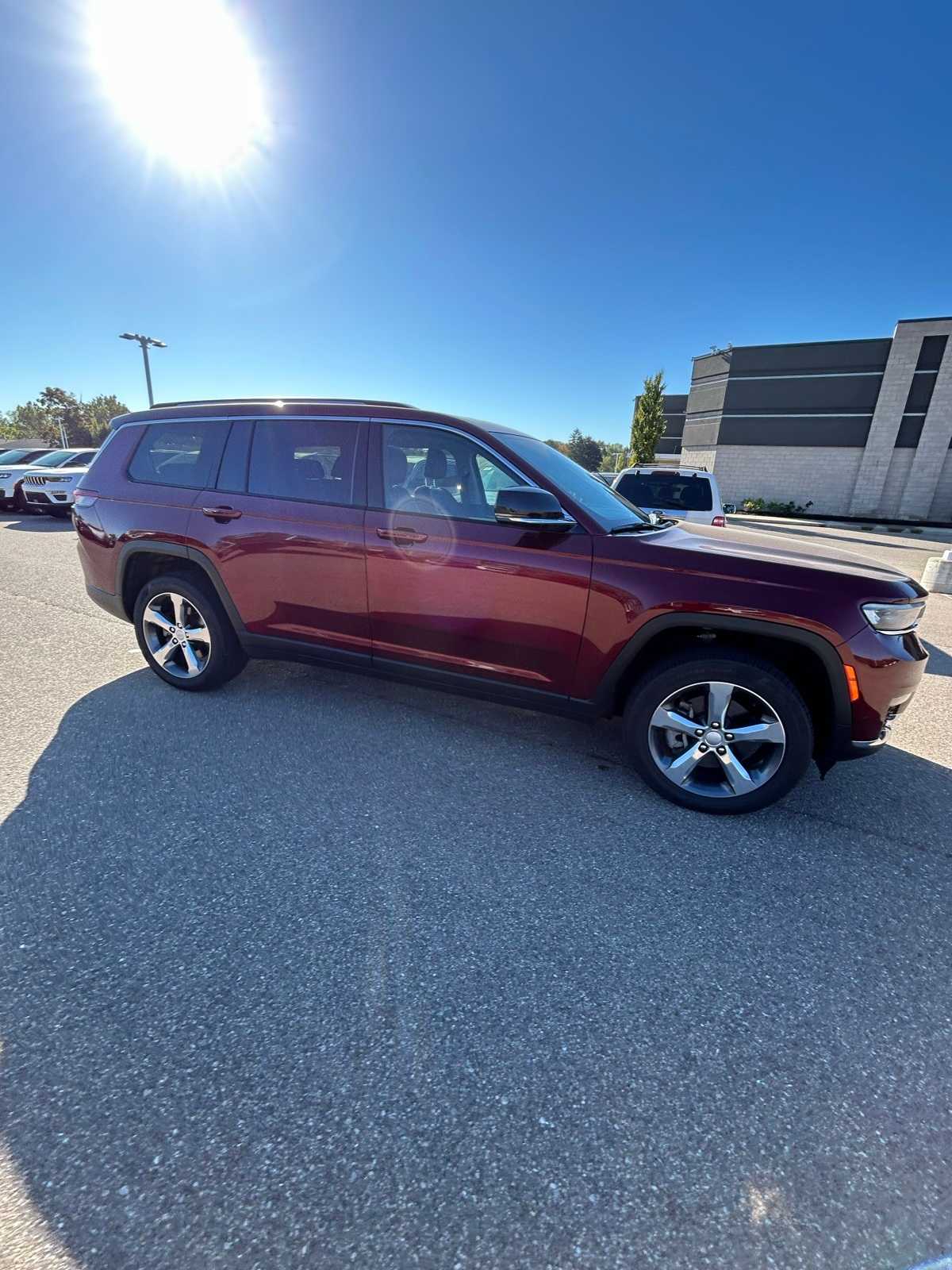 Thumbnail: 2021 Jeep Grand Cherokee L - 10