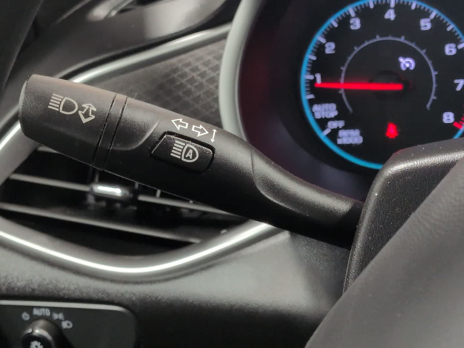 Thumbnail: 2023 Chevrolet Malibu - 27