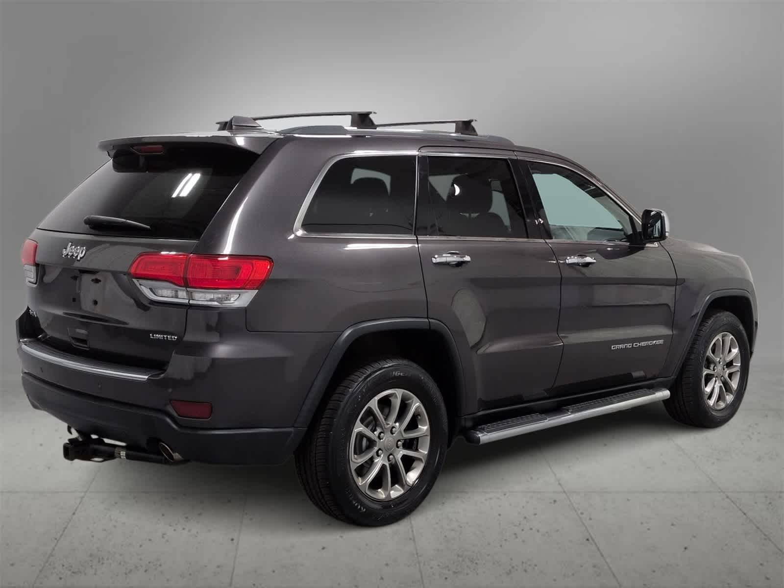 Thumbnail: 2015 Jeep Grand Cherokee - 8