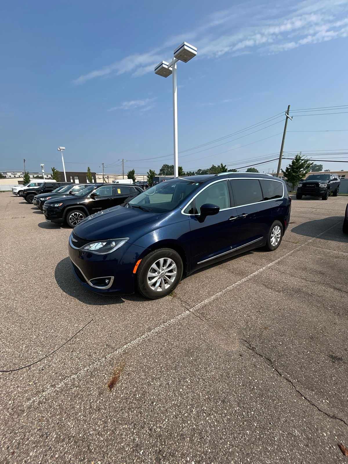 Thumbnail: 2018 Chrysler Pacifica - 1