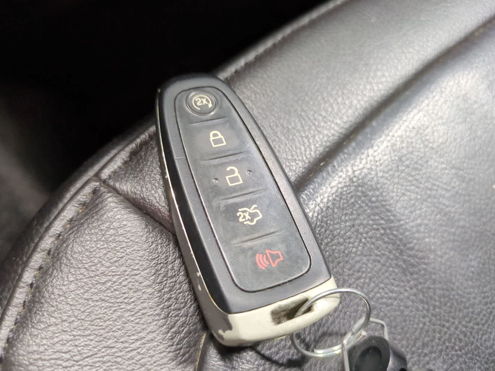 Thumbnail: 2019 Ford Flex - 32