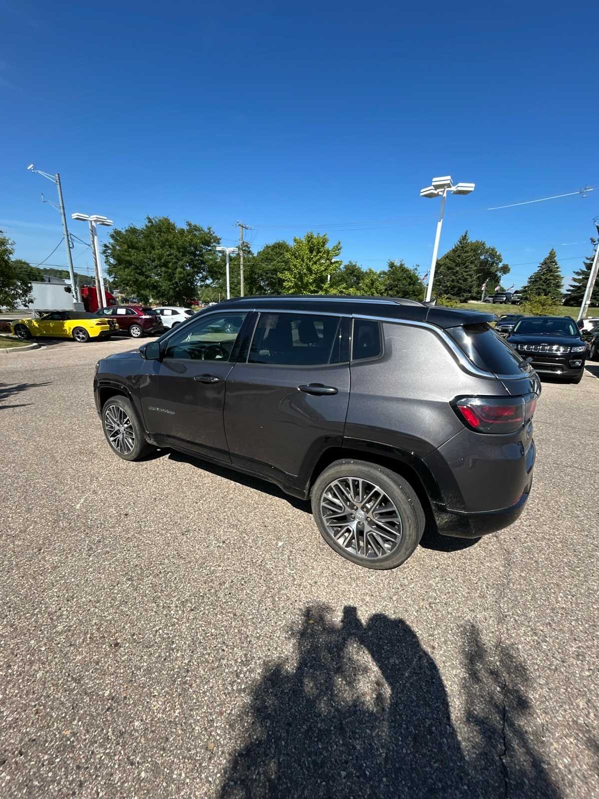Thumbnail: 2022 Jeep Compass - 23