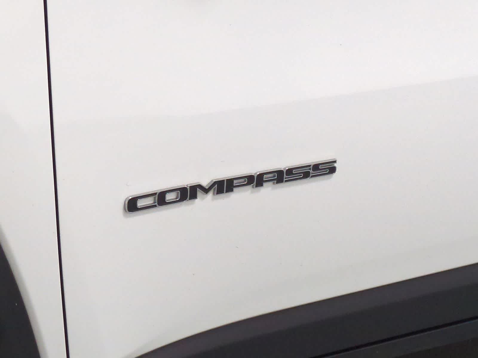 Thumbnail: 2023 Jeep Compass - 13