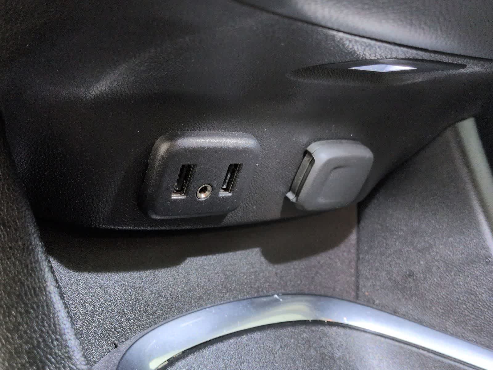 Thumbnail: 2018 Chevrolet Malibu - 34