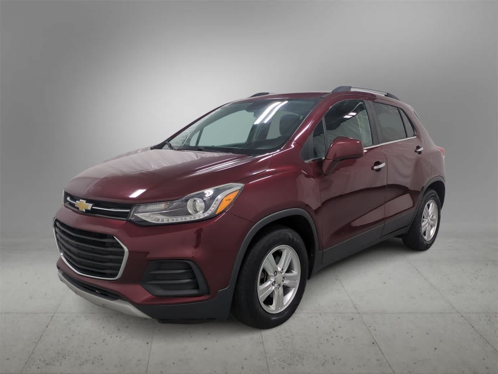 Thumbnail: 2017 Chevrolet Trax - 4