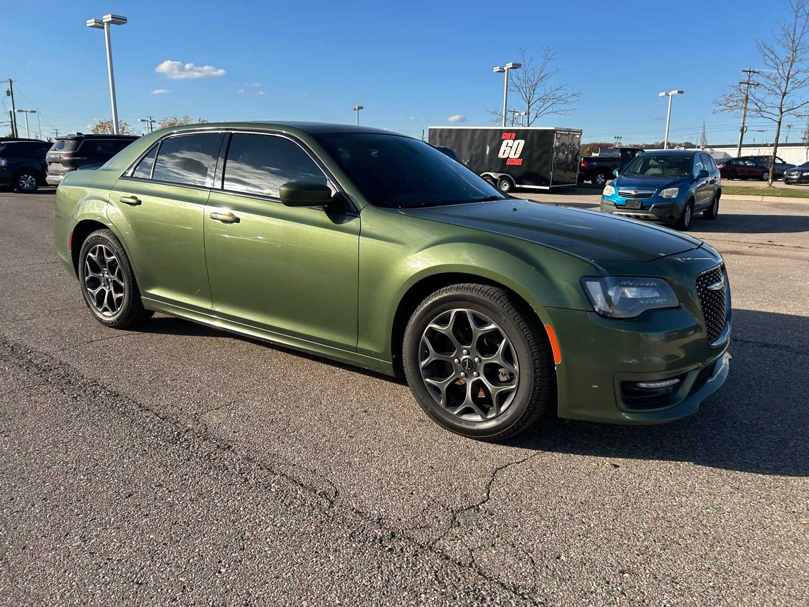 Thumbnail: 2018 Chrysler 300 - 10