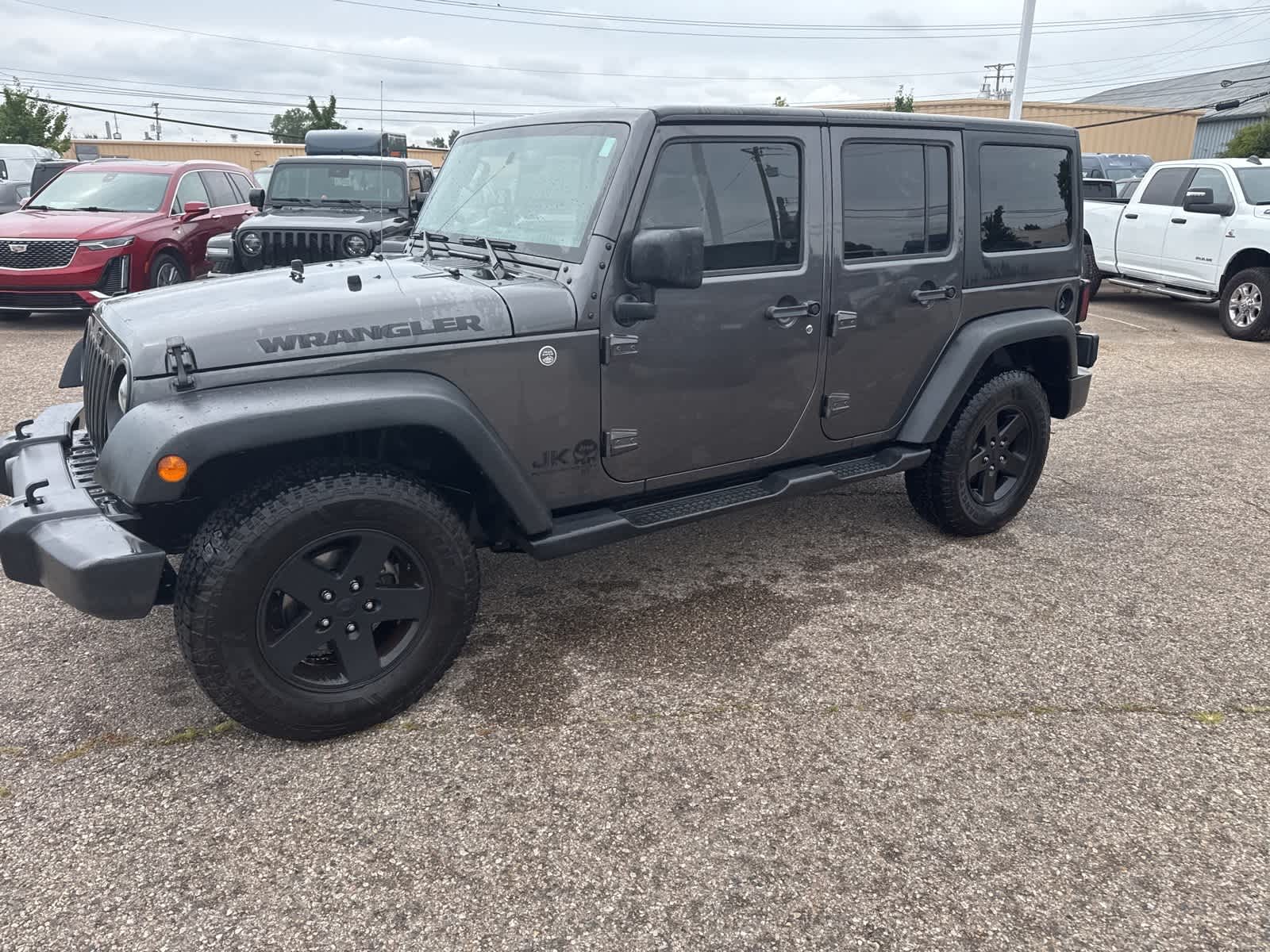 Thumbnail: 2018 Jeep Wrangler - 24