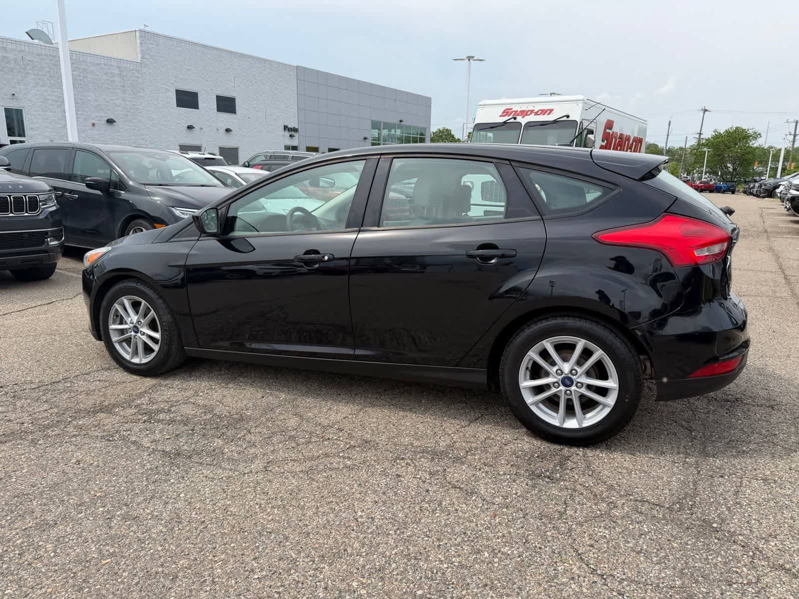 Thumbnail: 2018 Ford Focus - 25