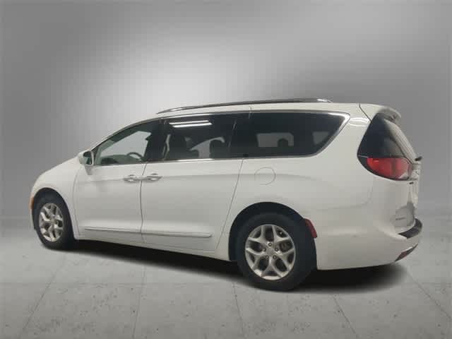 2019 Chrysler Pacifica Touring 6