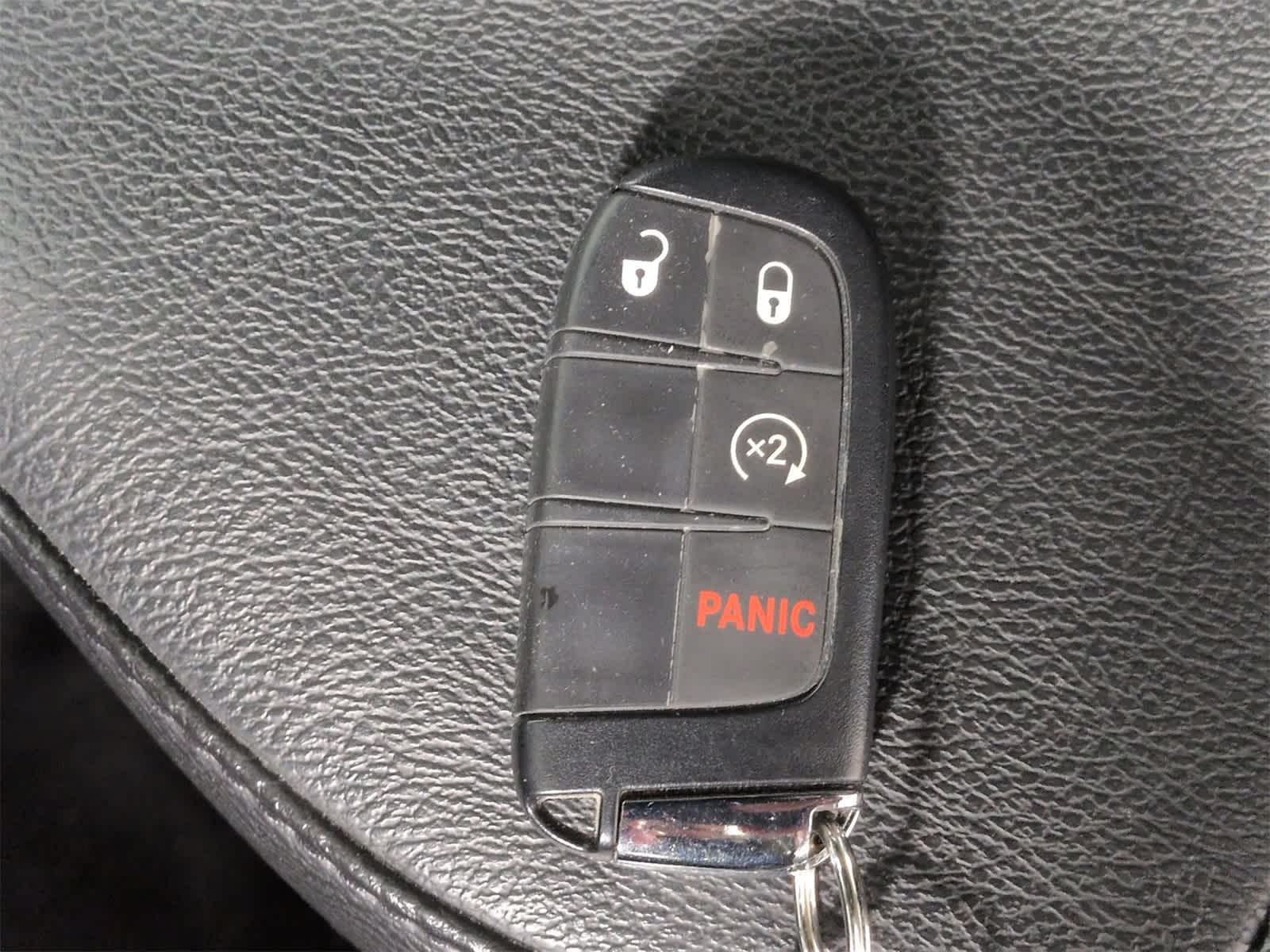 Thumbnail: 2023 Jeep Compass - 34