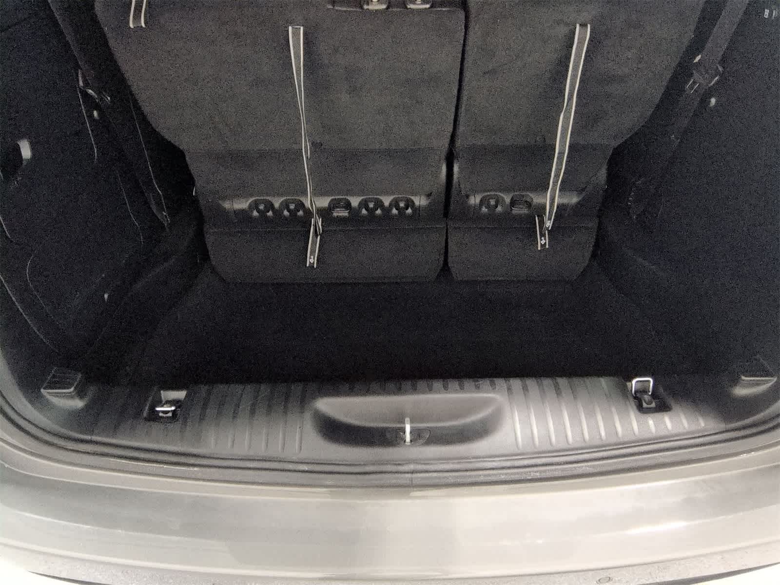 Thumbnail: 2022 Chrysler Pacifica - 37