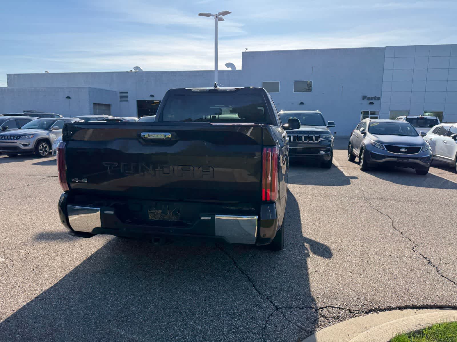 Thumbnail: 2022 Toyota Tundra - 24