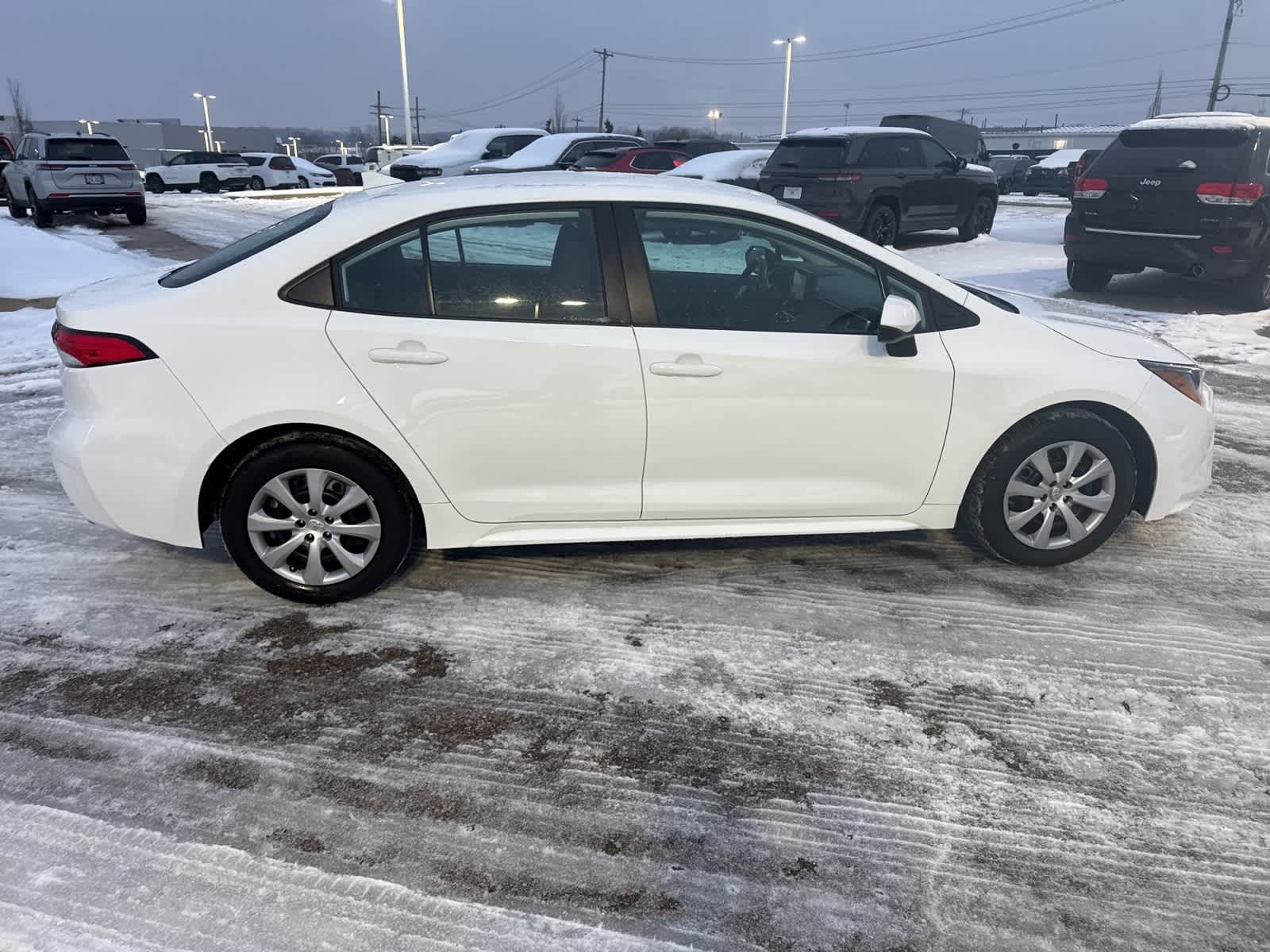 Thumbnail: 2025 Toyota Corolla - 10