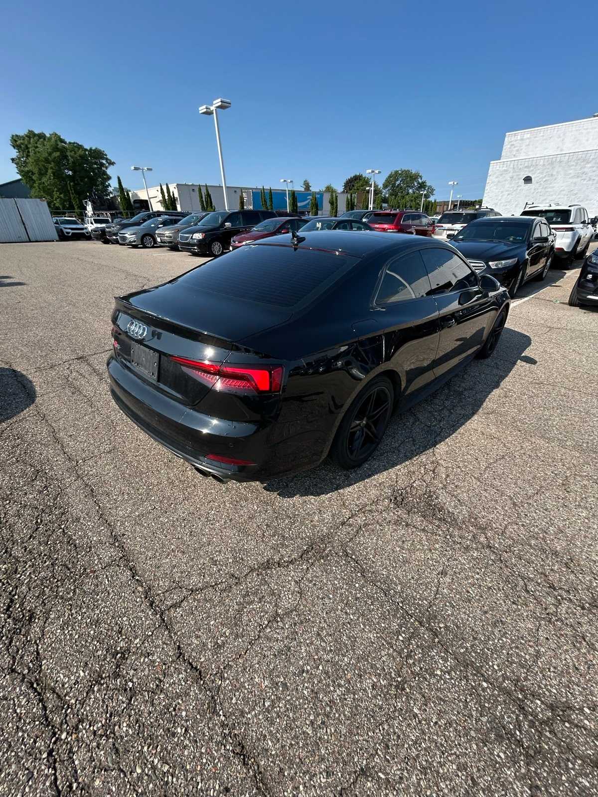 Thumbnail: 2019 Audi S5 - 17