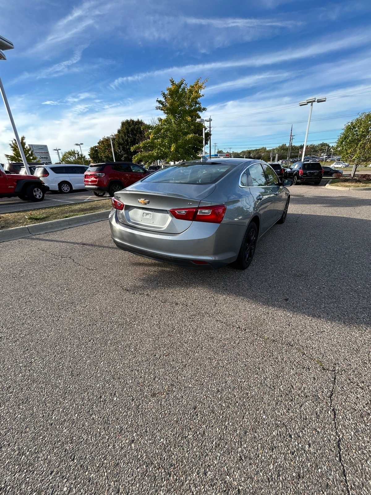 Thumbnail: 2023 Chevrolet Malibu - 19