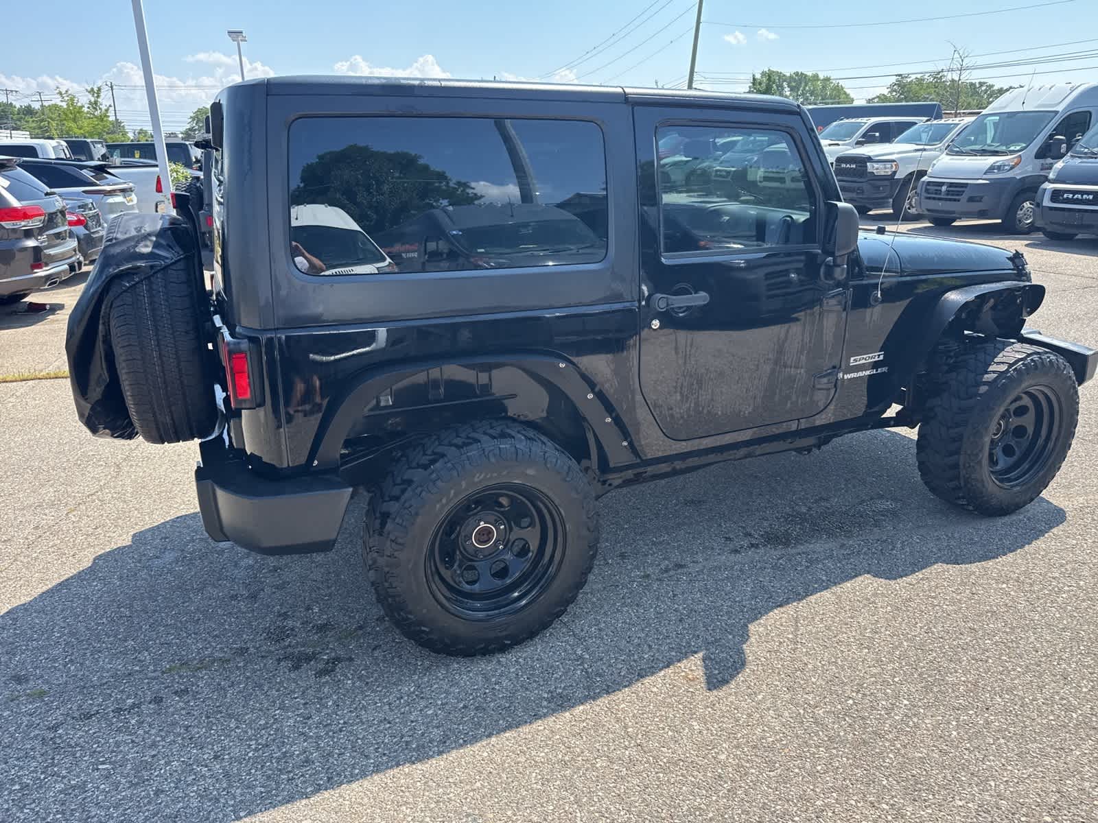 Thumbnail: 2014 Jeep Wrangler - 14