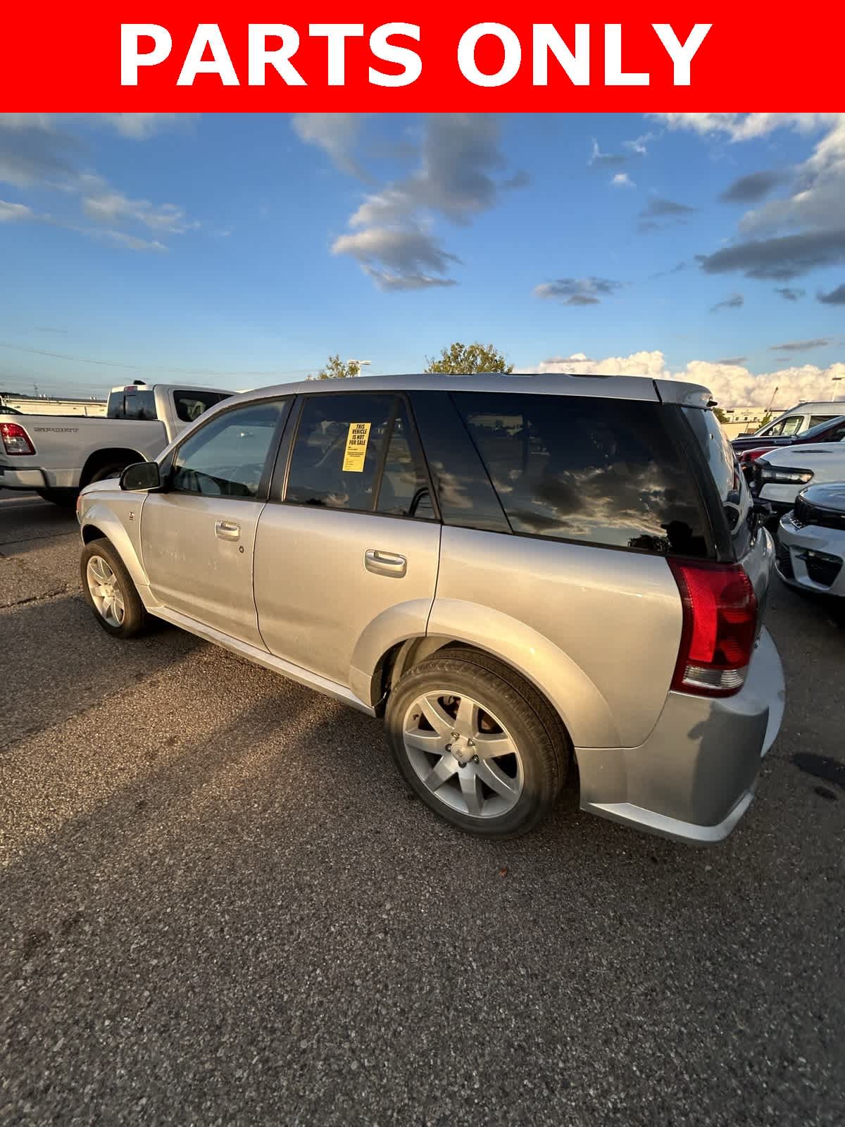 Thumbnail: 2005 Saturn VUE - 22