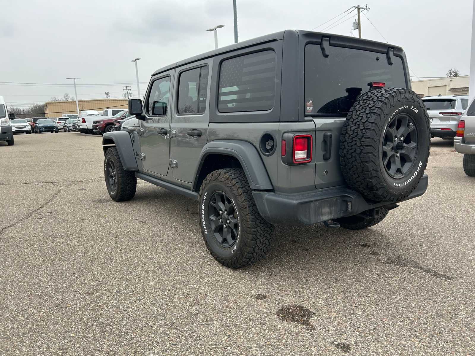 Thumbnail: 2020 Jeep Wrangler - 19