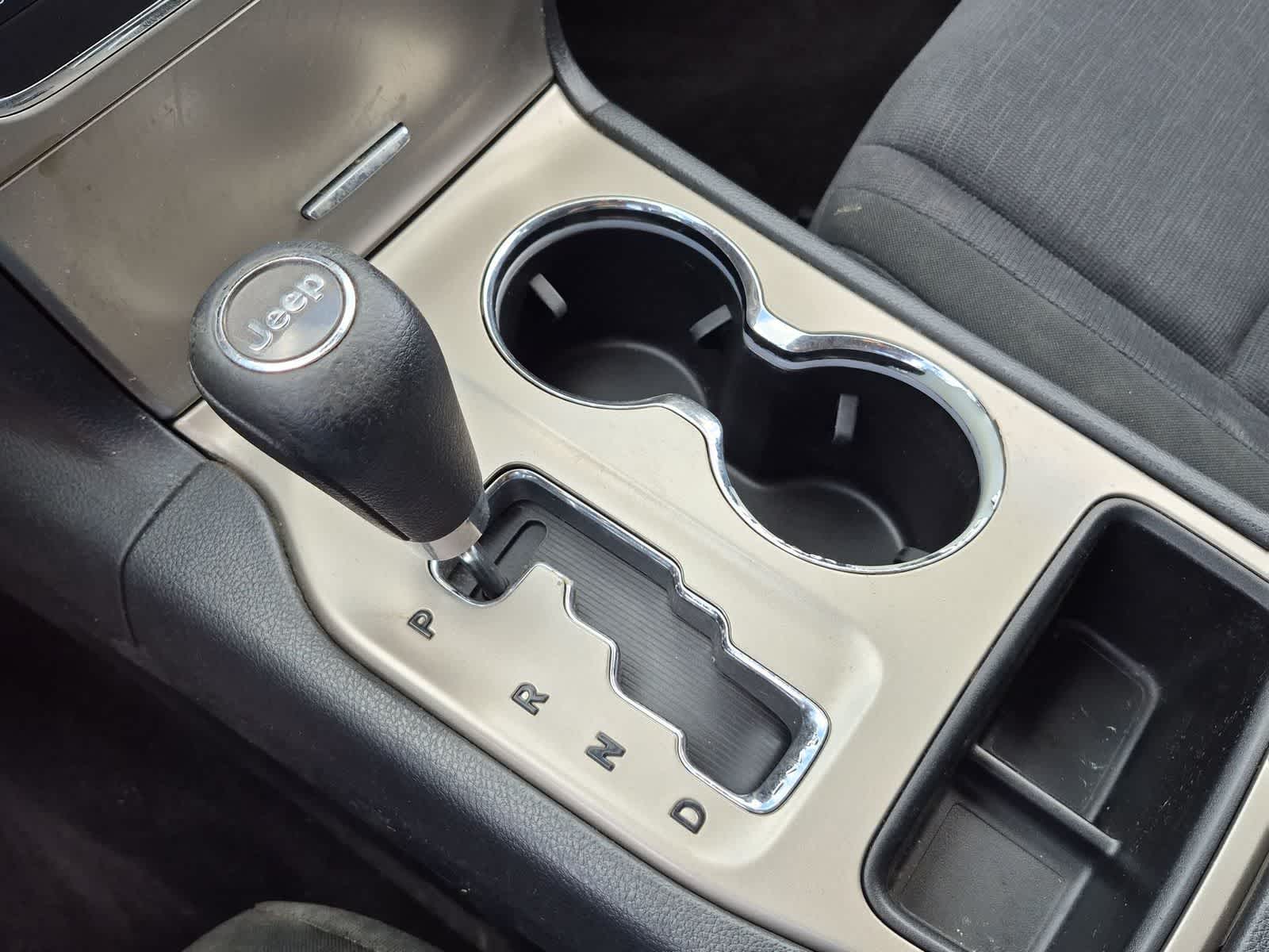 Thumbnail: 2012 Jeep Grand Cherokee - 26