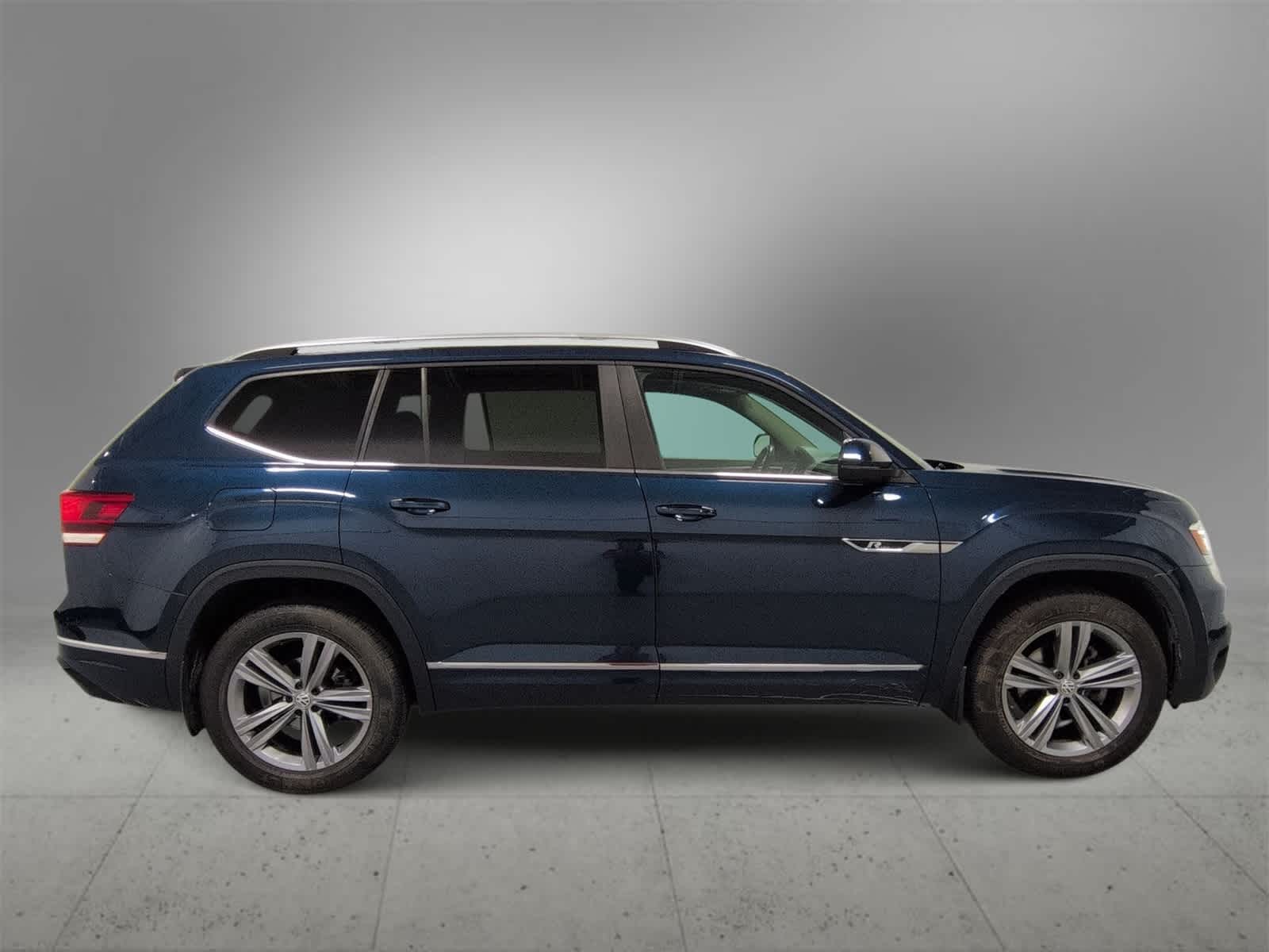 Thumbnail: 2018 Volkswagen Atlas - 9