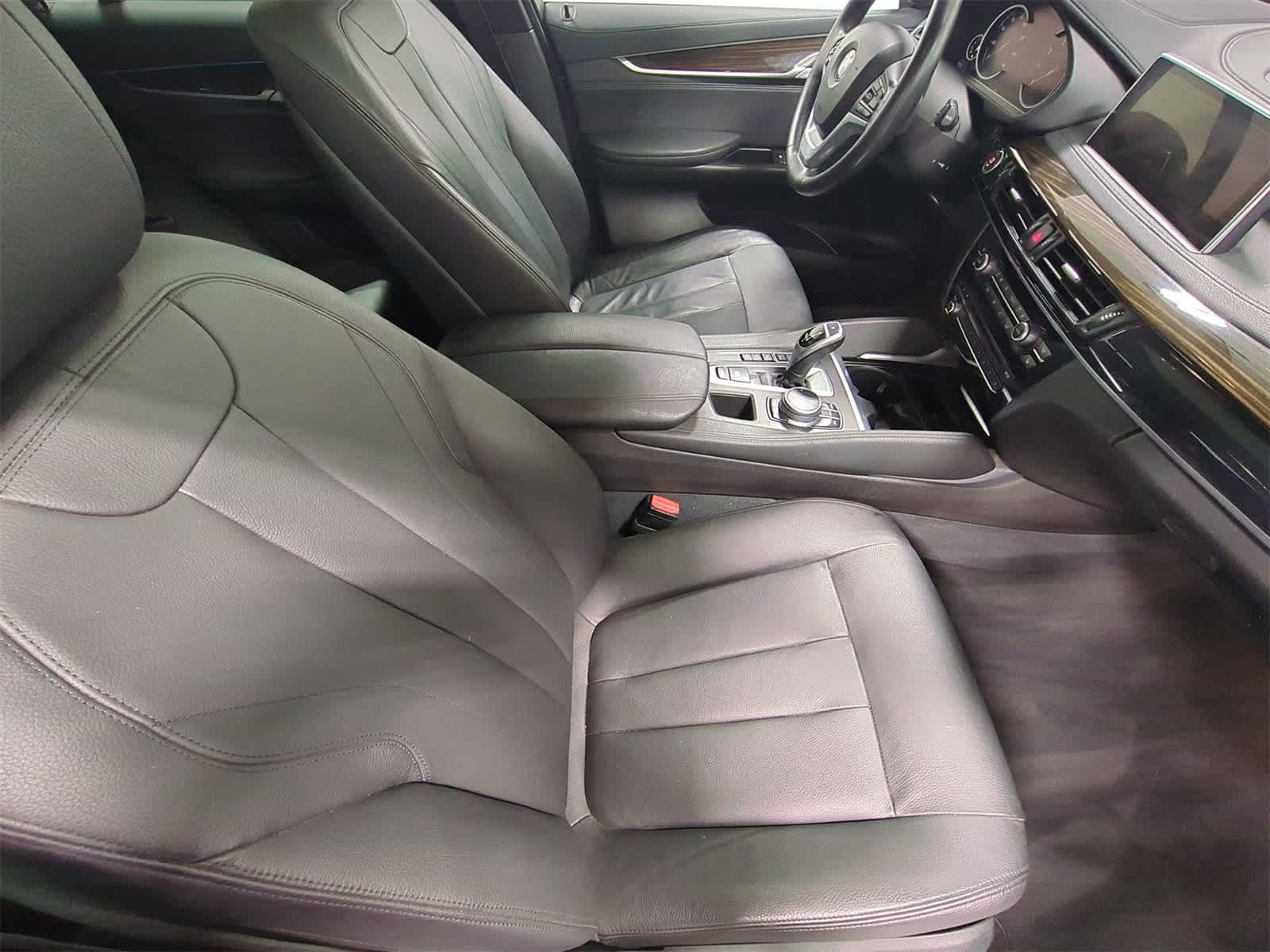 Thumbnail: 2017 BMW X6 - 24
