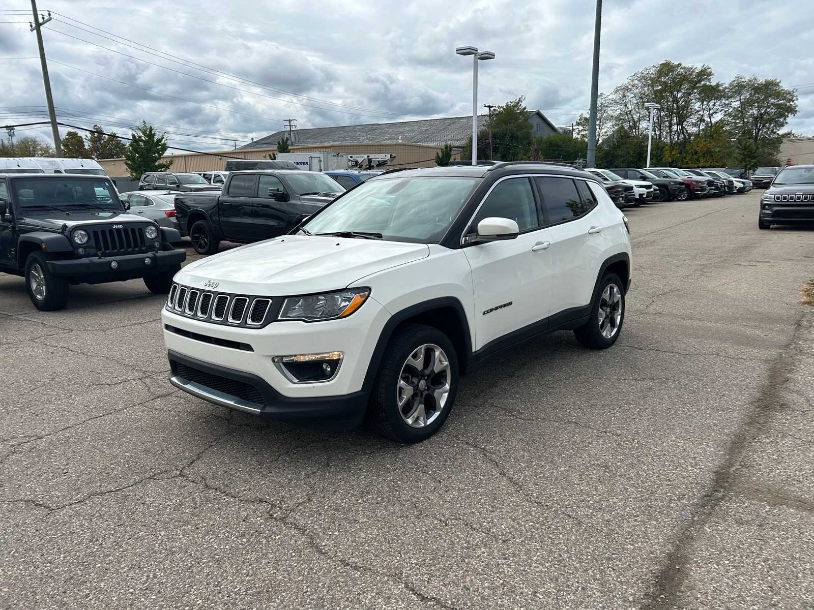 Thumbnail: 2019 Jeep Compass - 1