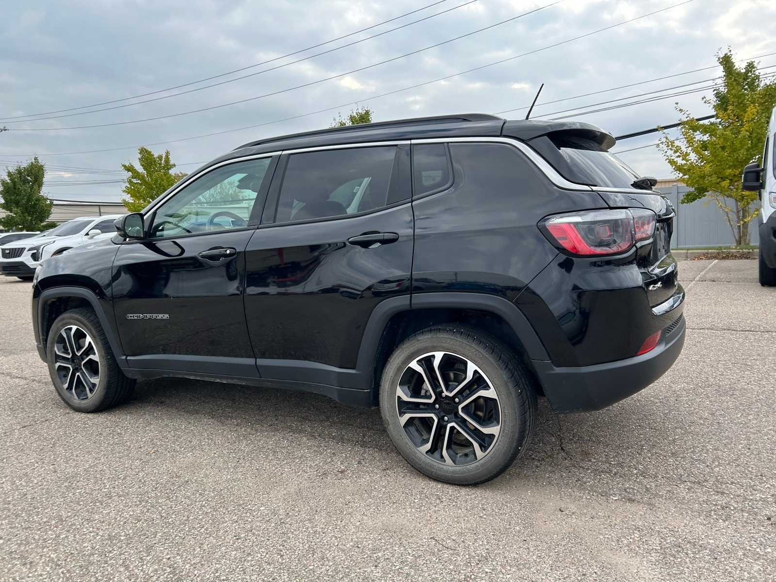 Thumbnail: 2022 Jeep Compass - 25