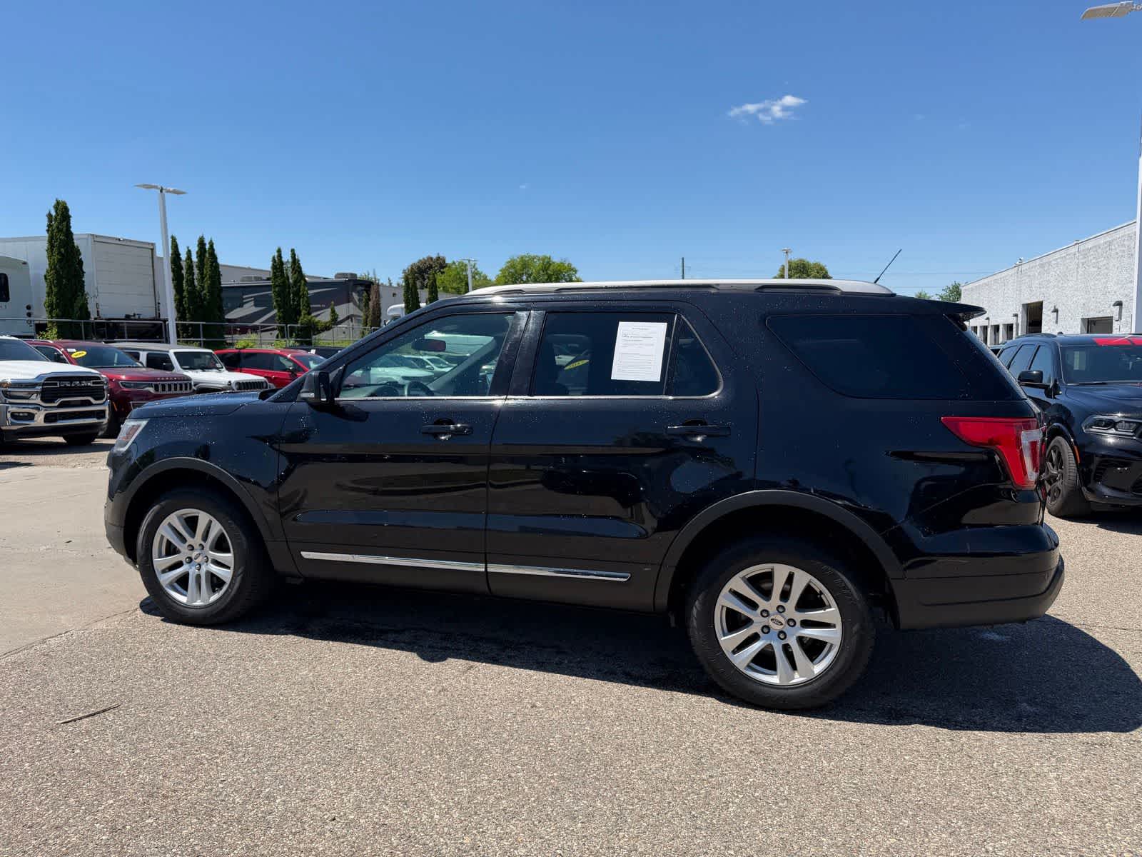 Thumbnail: 2019 Ford Explorer - 25