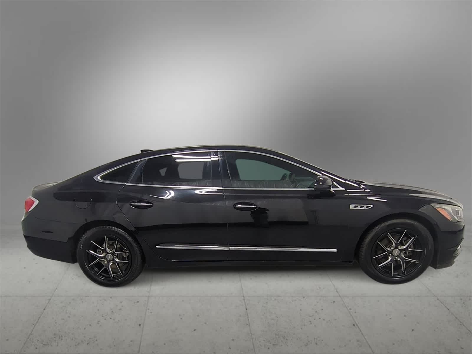 Thumbnail: 2017 Buick LaCrosse - 9