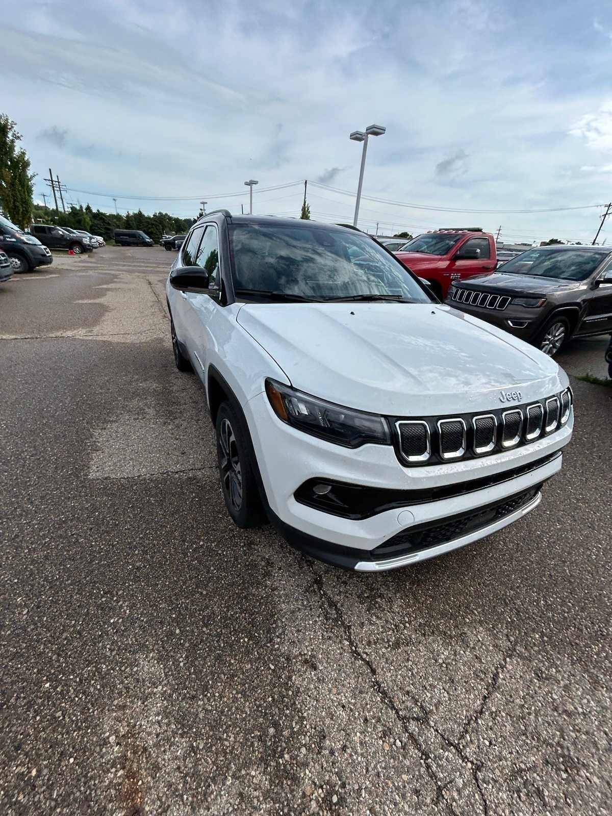 Thumbnail: 2022 Jeep Compass - 5