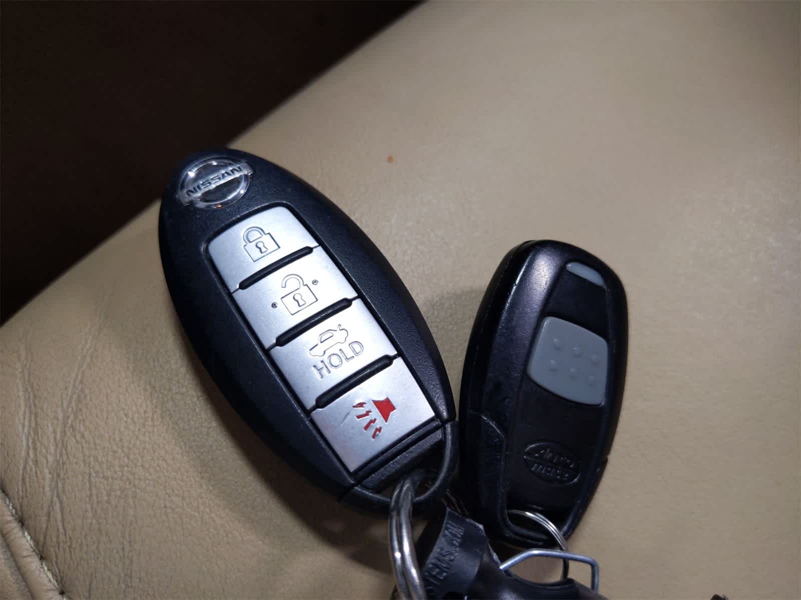 Thumbnail: 2011 Nissan Maxima - 34