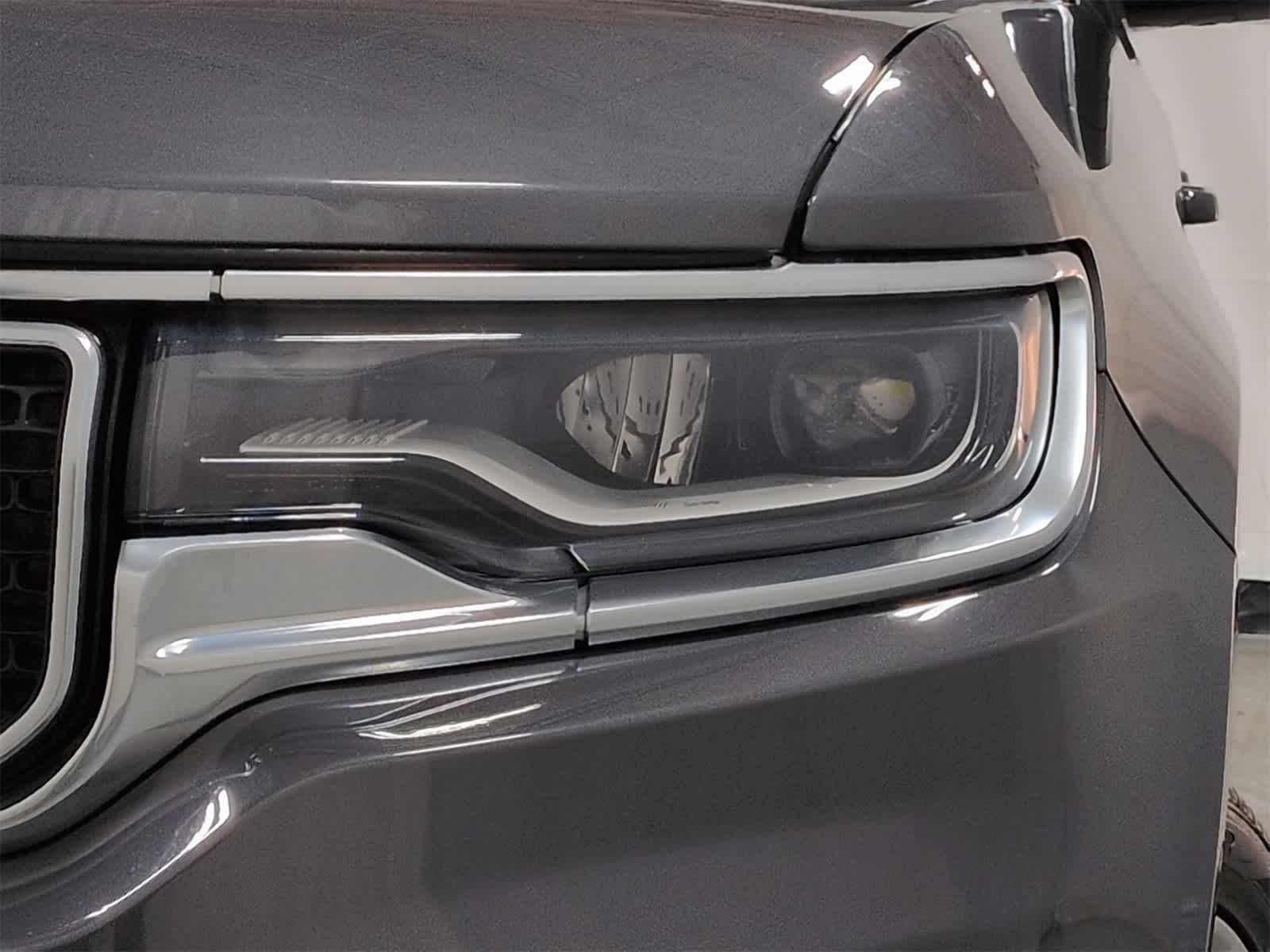 Thumbnail: 2022 Jeep Wagoneer - 11