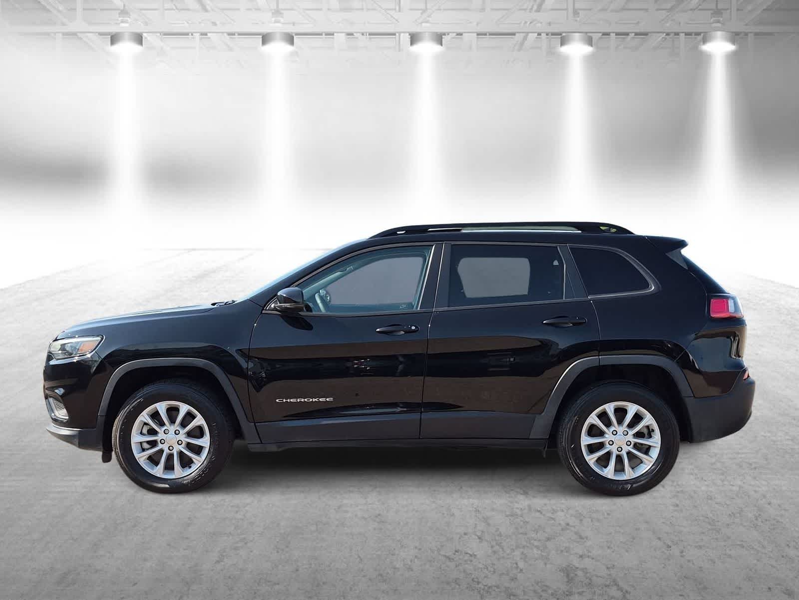 Thumbnail: 2022 Jeep Cherokee - 5