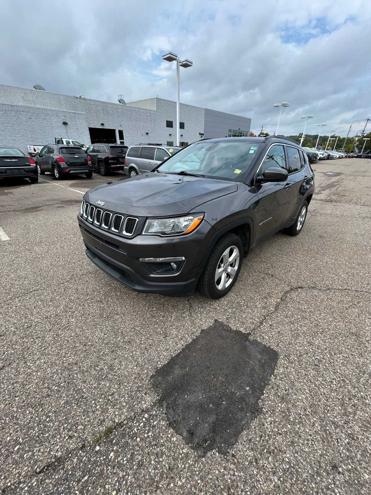 Thumbnail: 2019 Jeep Compass - 4