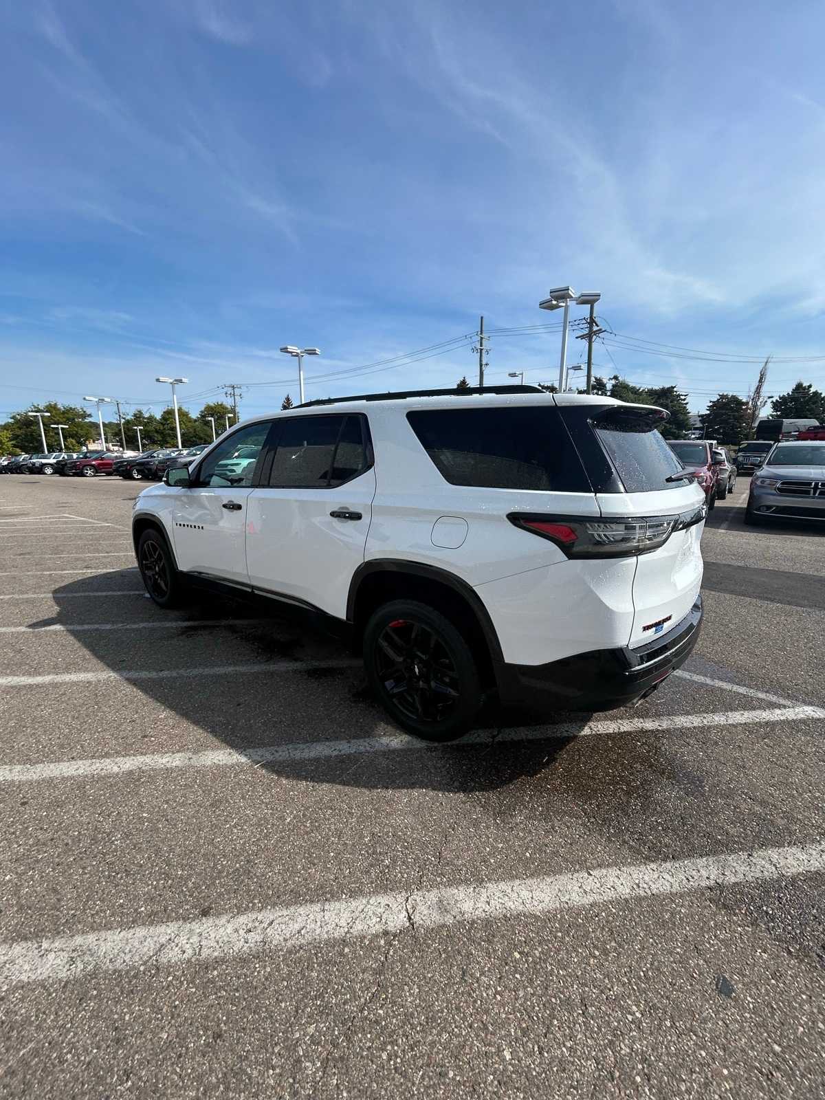 Thumbnail: 2020 Chevrolet Traverse - 26