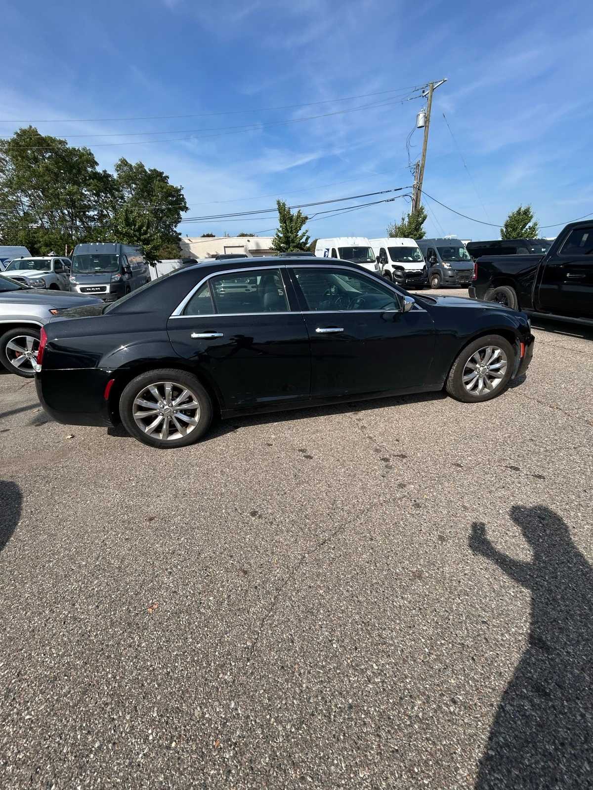 Thumbnail: 2016 Chrysler 300 - 12