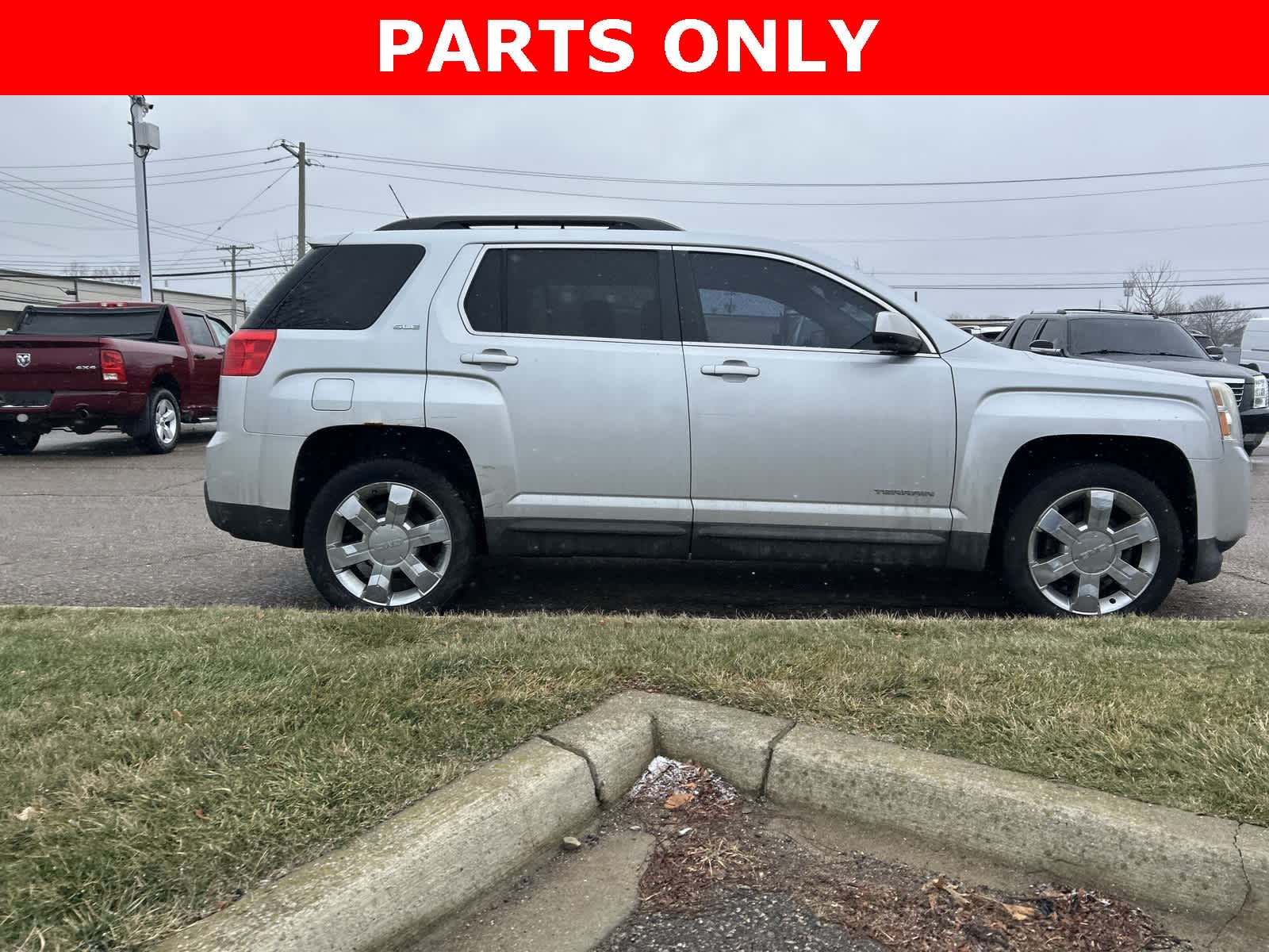 Thumbnail: 2011 GMC Terrain - 14