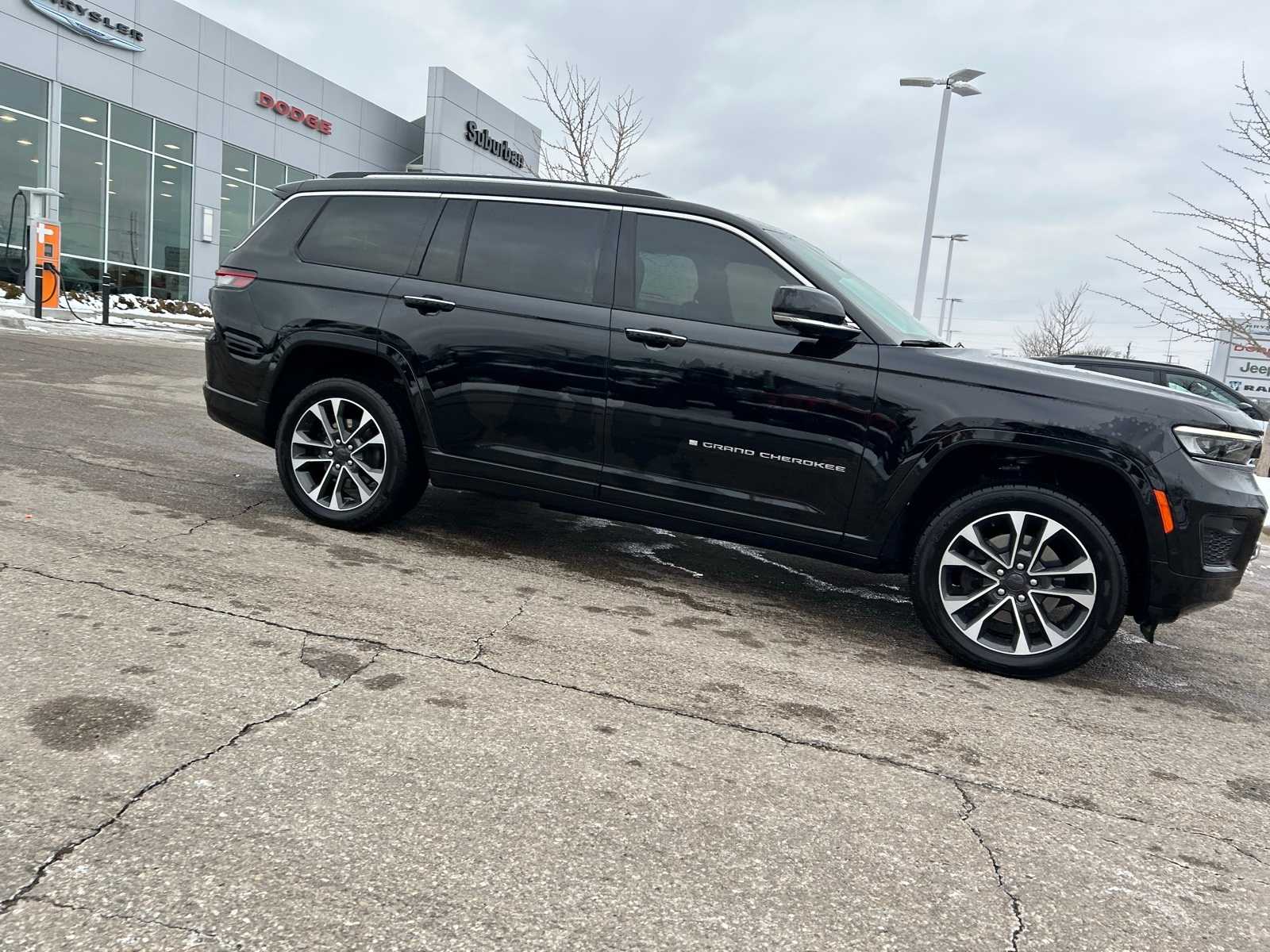 Thumbnail: 2023 Jeep Grand Cherokee L - 7