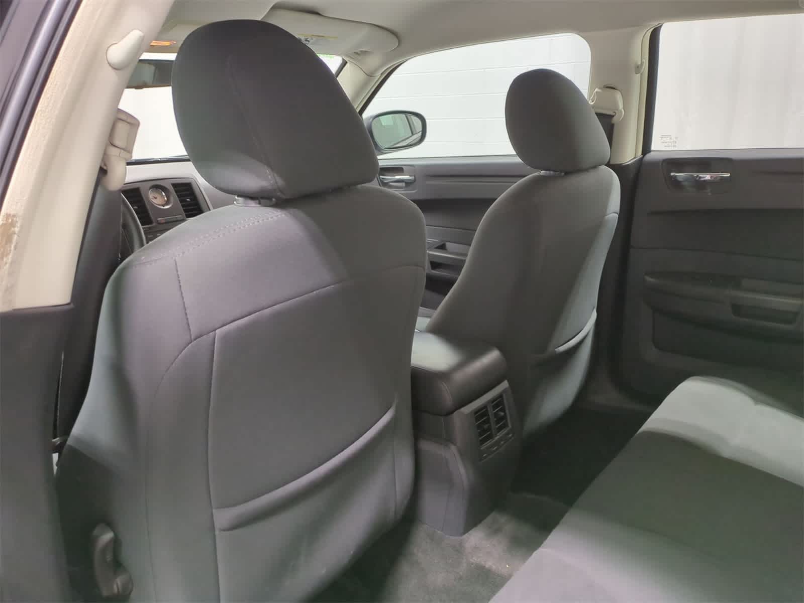 Thumbnail: 2008 Chrysler 300 - 19