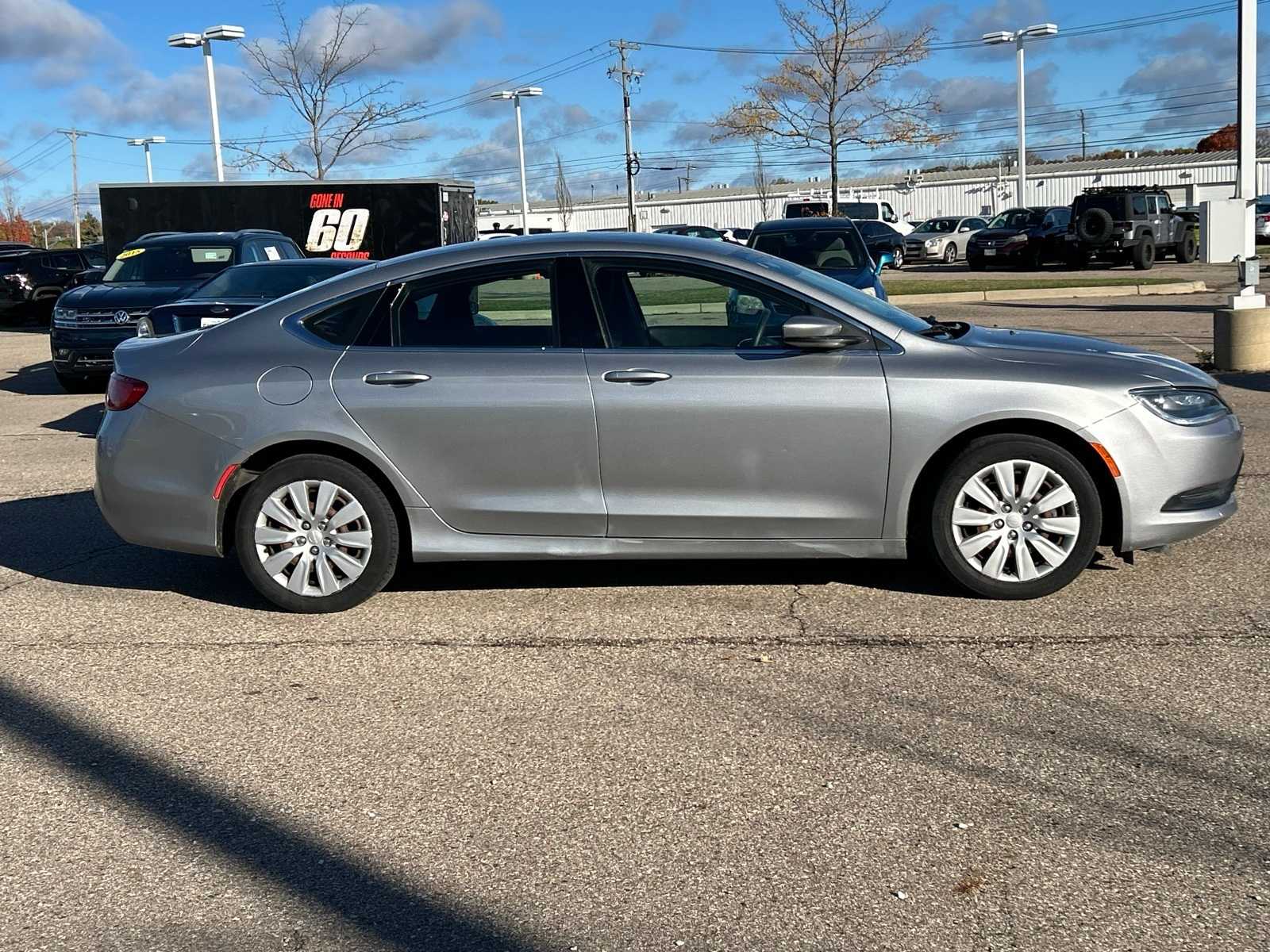 Thumbnail: 2015 Chrysler 200 - 12