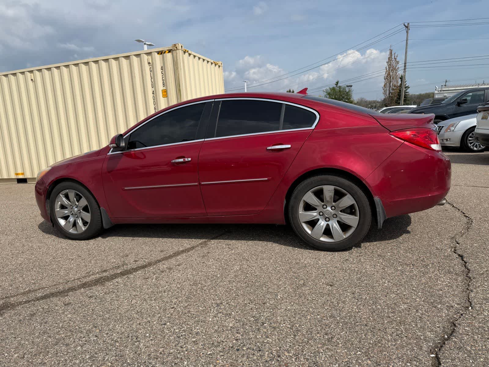 Thumbnail: 2012 Buick Regal - 26