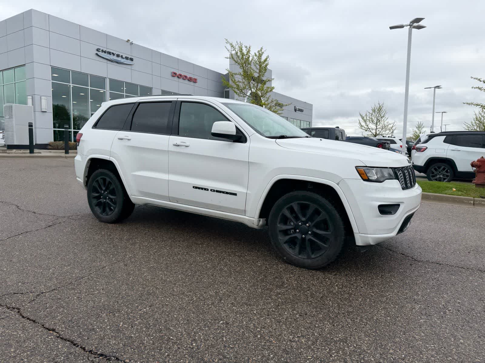 Thumbnail: 2021 Jeep Grand Cherokee - 10