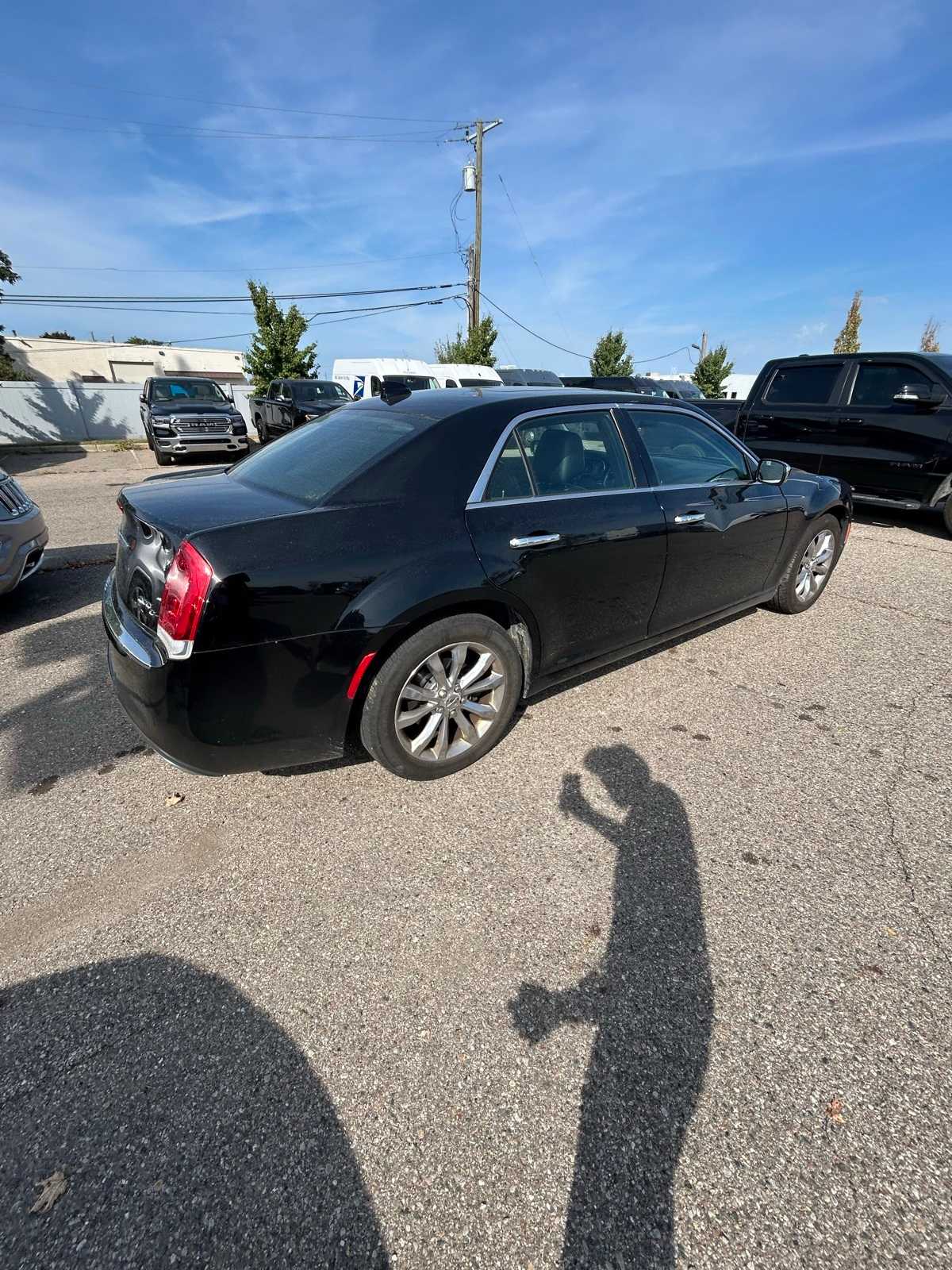 Thumbnail: 2016 Chrysler 300 - 16