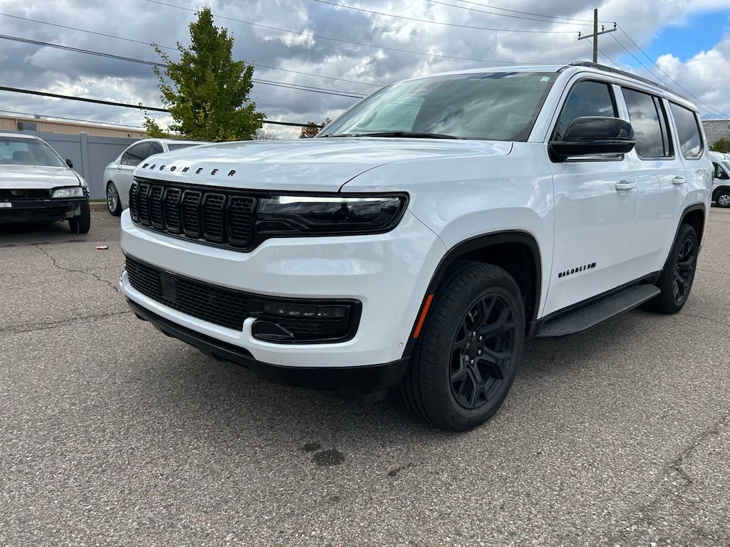 Used 2023 Jeep Wagoneer Series II Carbide SUV