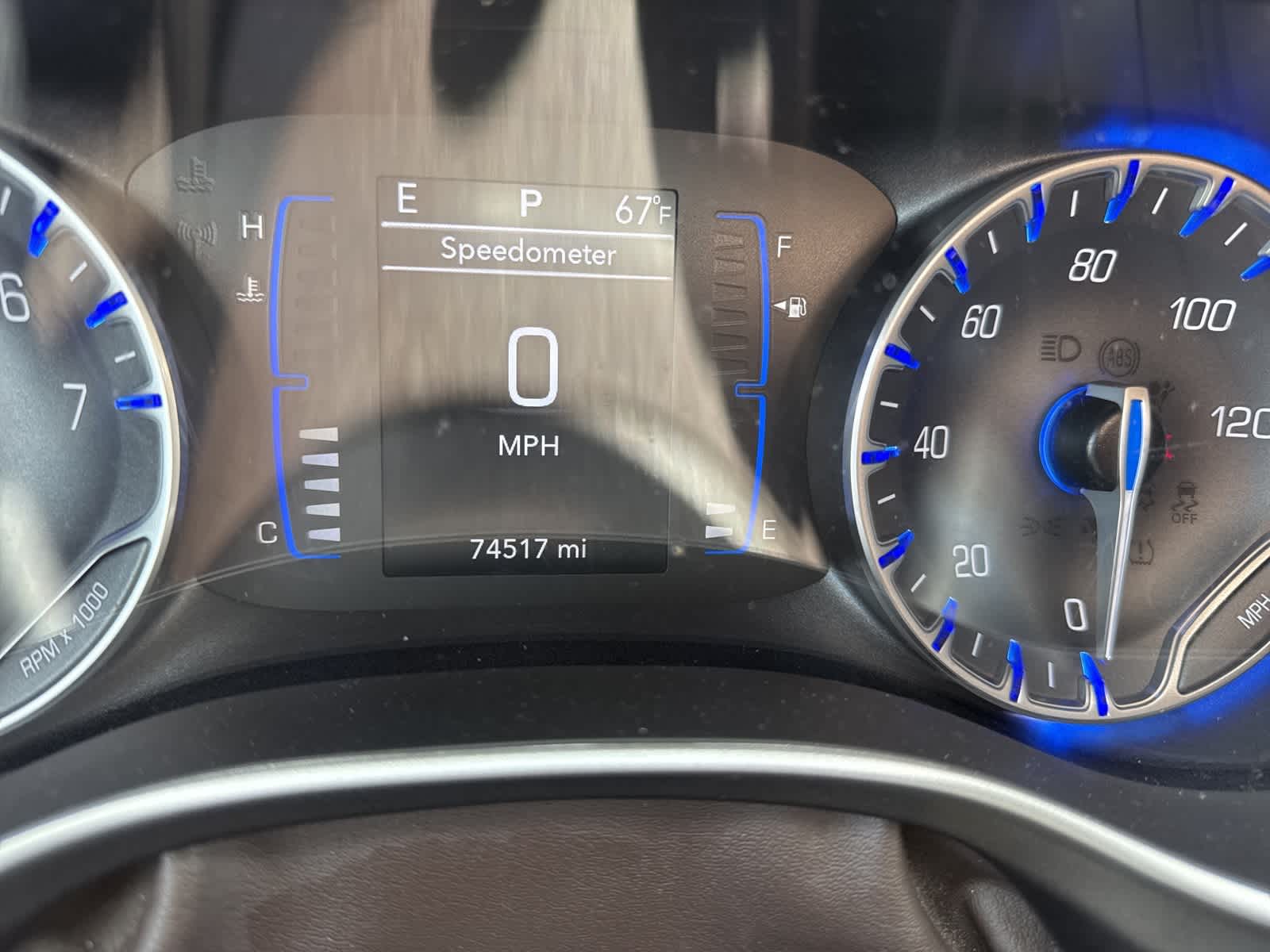 Thumbnail: 2020 Chrysler Pacifica - 32
