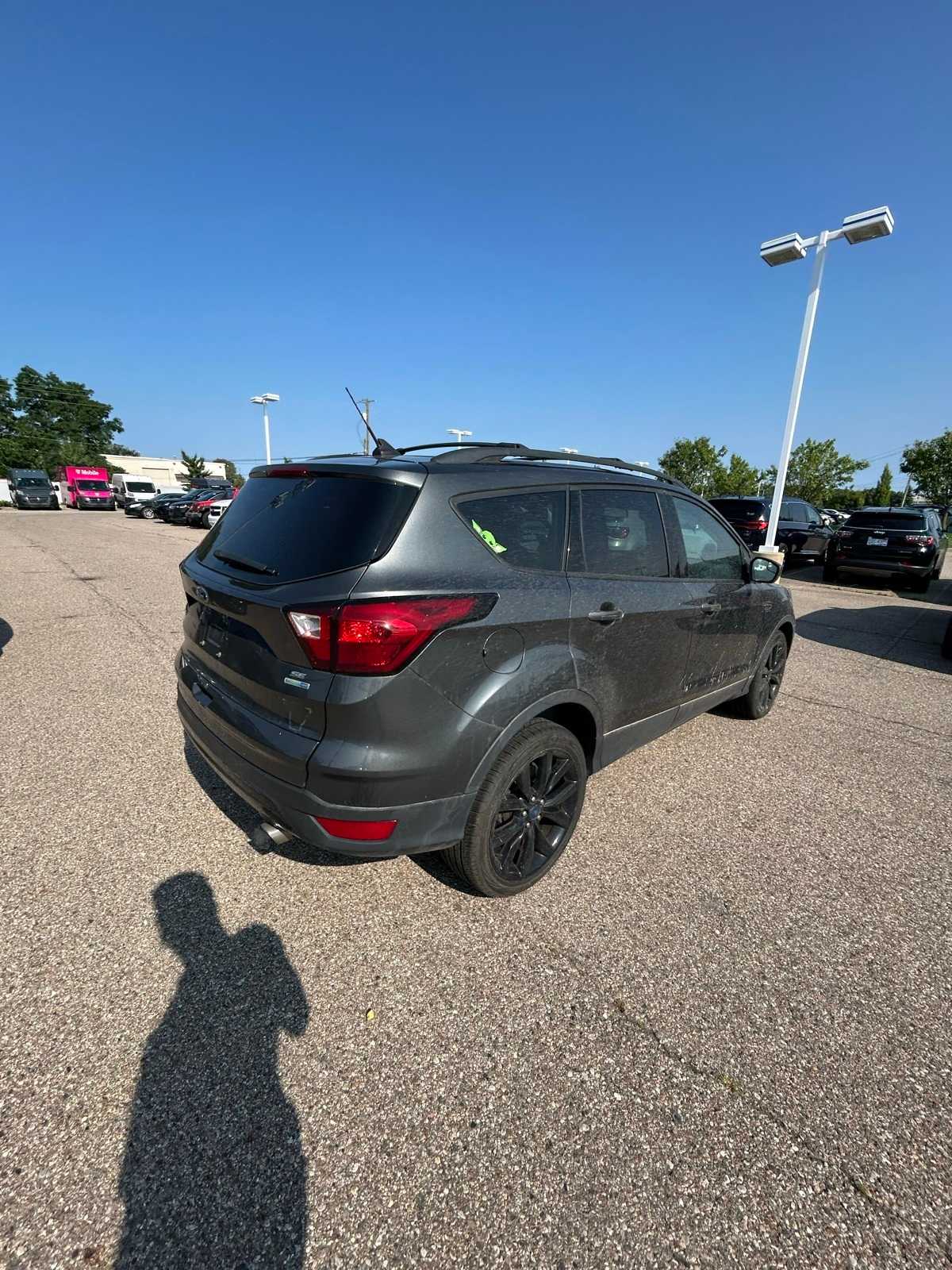 Thumbnail: 2019 Ford Escape - 16